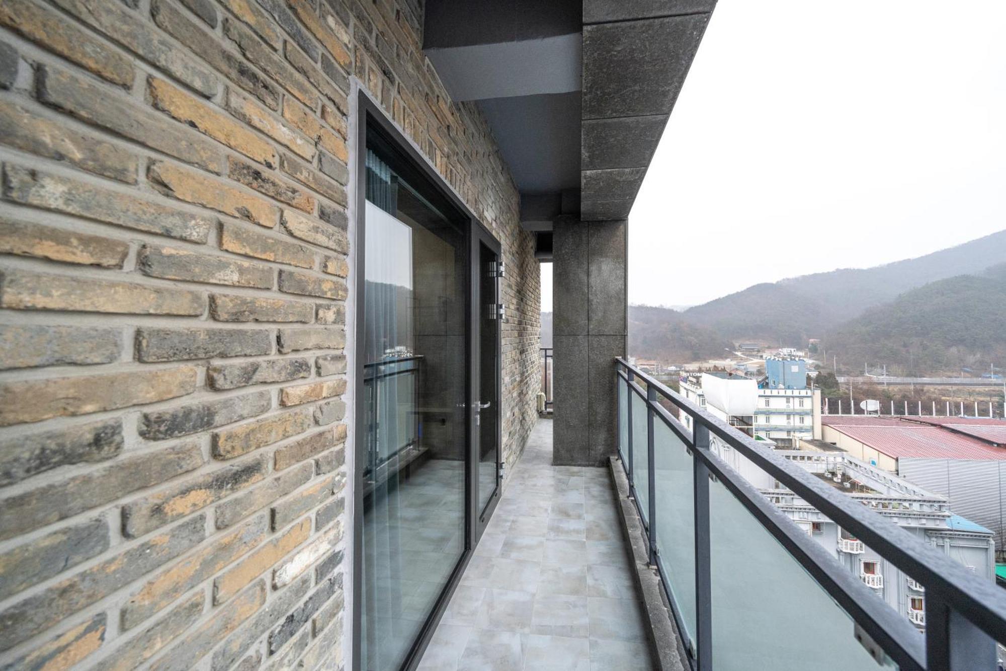 Jeonju Jazz Around Hotel Exterior foto