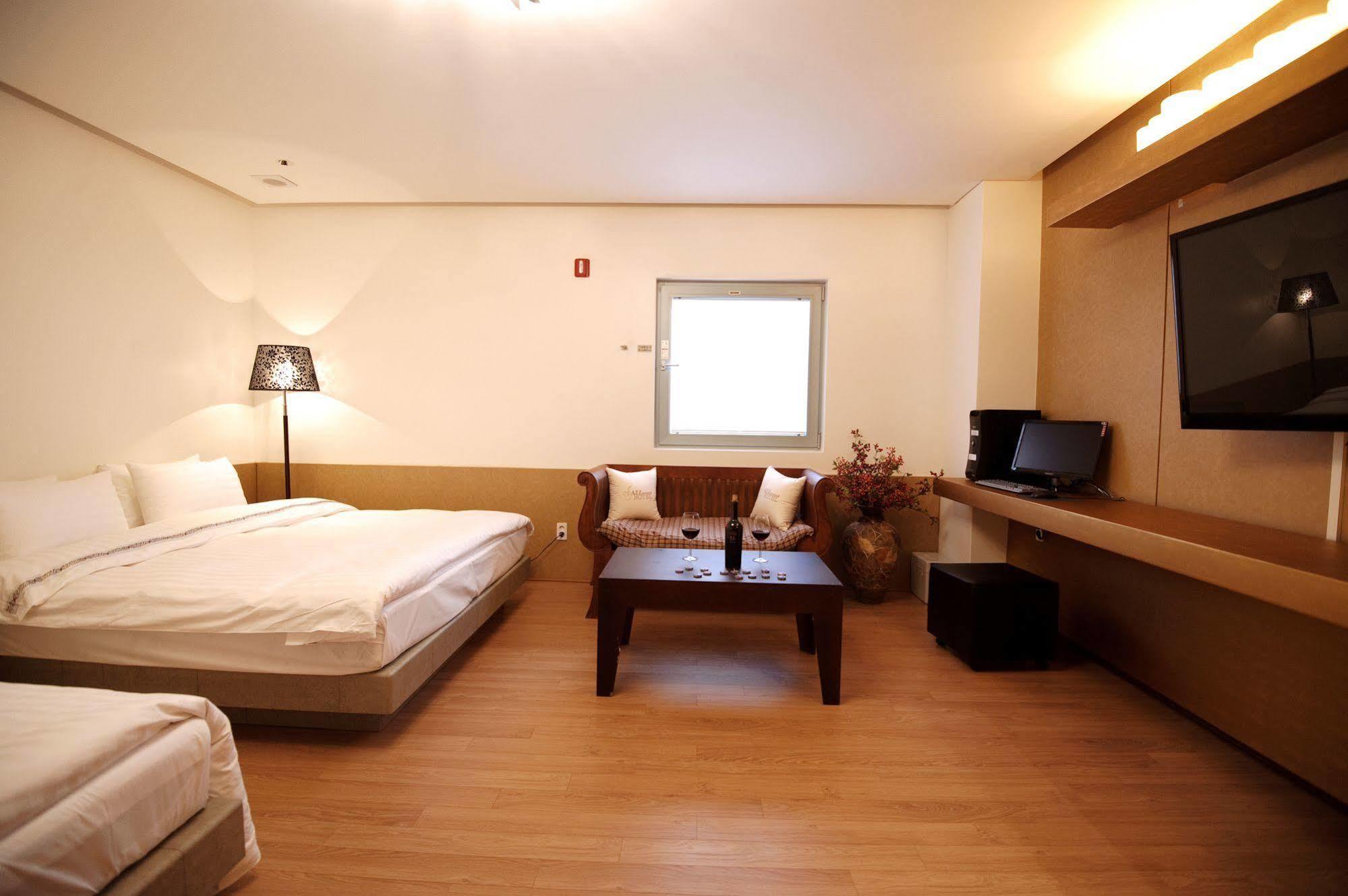Jeonju Jazz Around Hotel Exterior foto